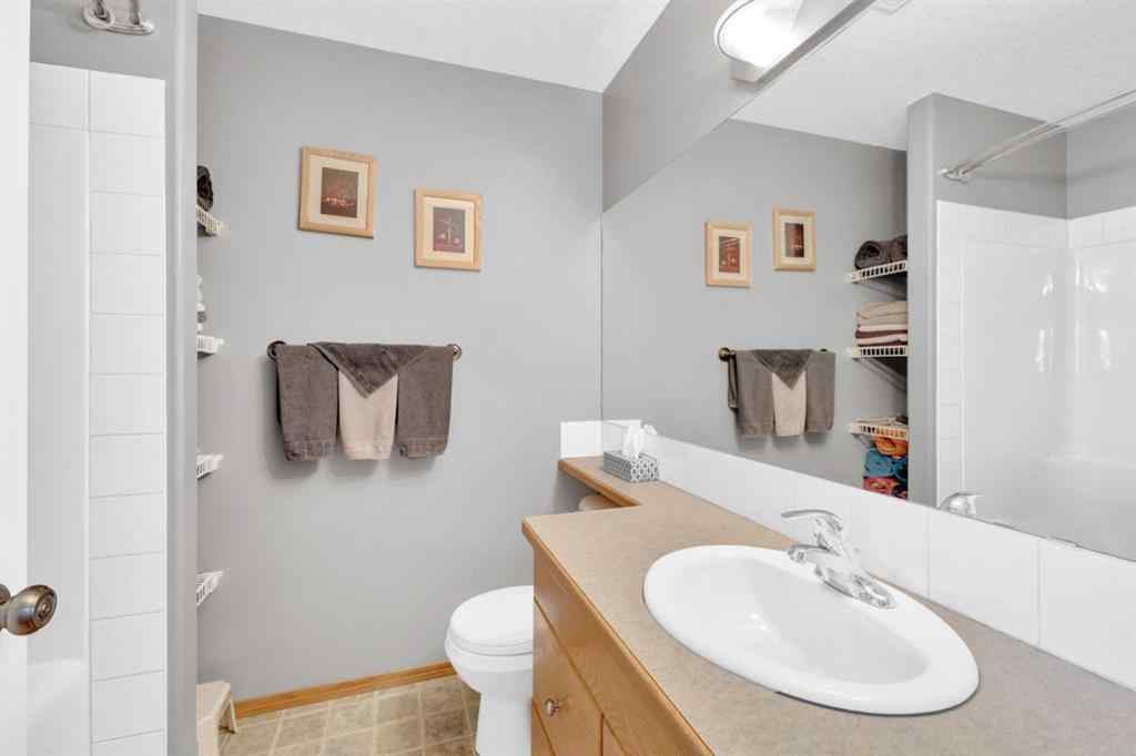 MLS® A2263996 - 86 Donald Close  in Davenport Red Deer, Residential