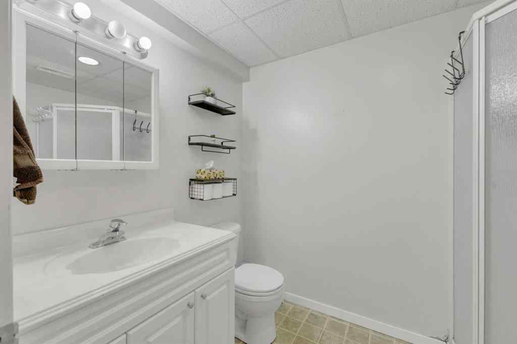 MLS® A2263996 - 86 Donald Close  in Davenport Red Deer, Residential