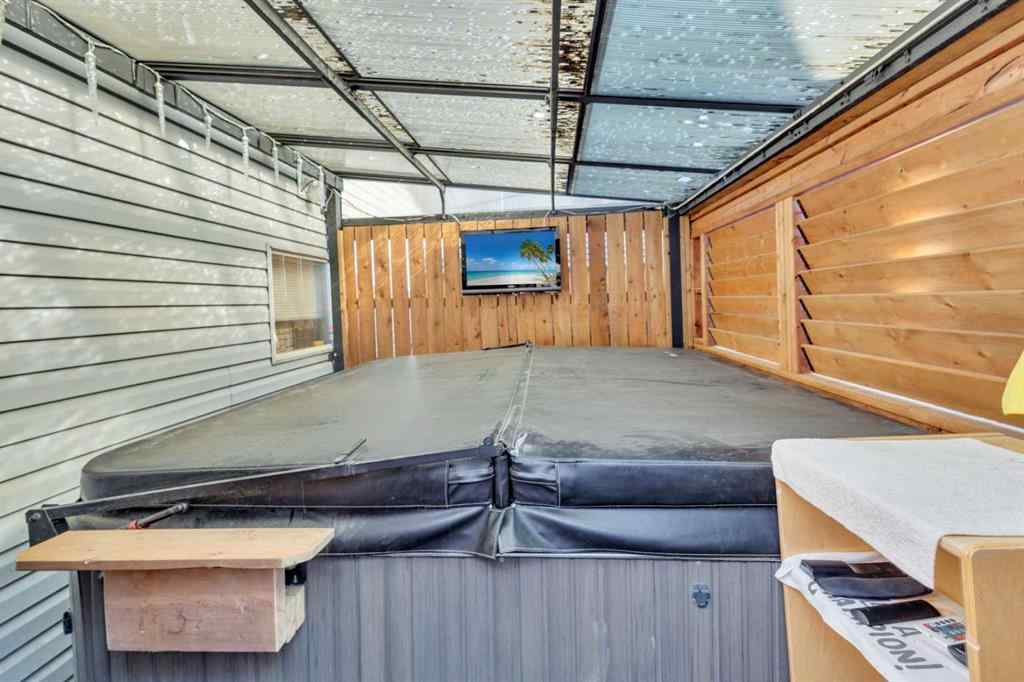 MLS® A2263996 - 86 Donald Close  in Davenport Red Deer, Residential