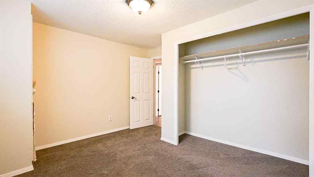 MLS® A2264001 - 37 Ross Haven Way SE in Ross Glen Medicine Hat, Residential