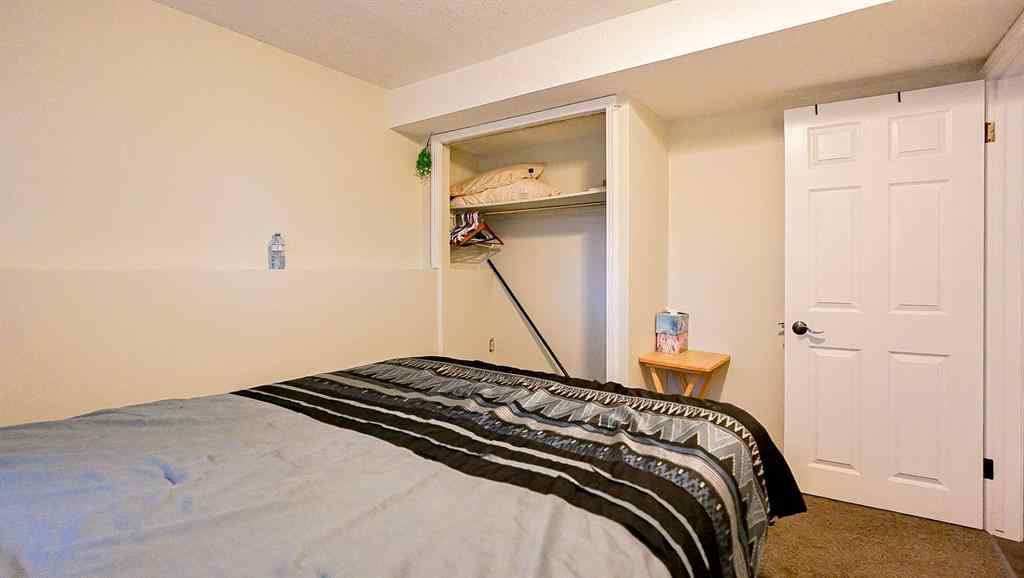 MLS® A2264001 - 37 Ross Haven Way SE in Ross Glen Medicine Hat, Residential