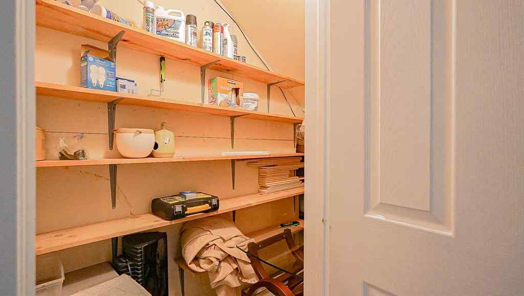 MLS® A2264001 - 37 Ross Haven Way SE in Ross Glen Medicine Hat, Residential