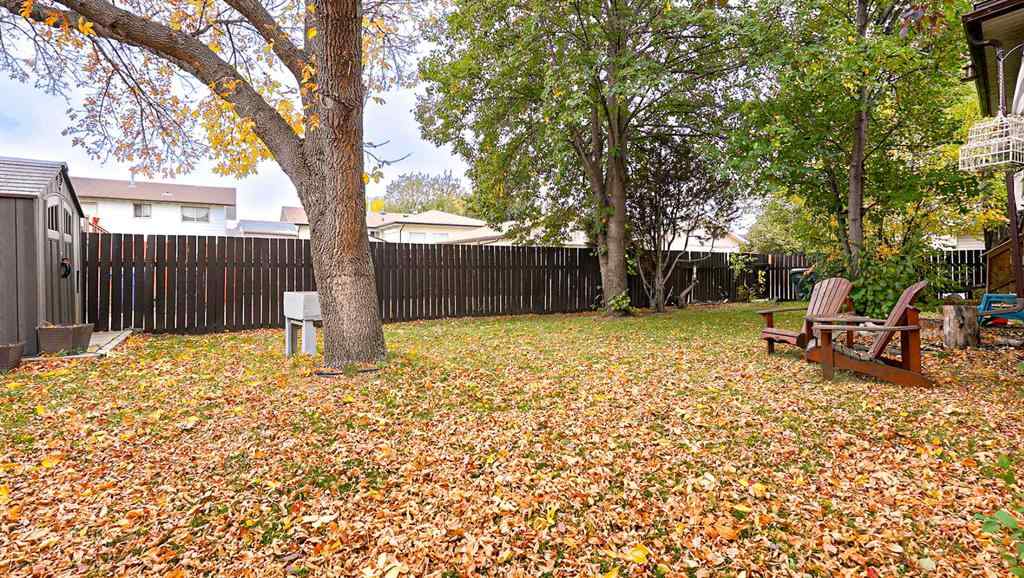 MLS® A2264001 - 37 Ross Haven Way SE in Ross Glen Medicine Hat, Residential