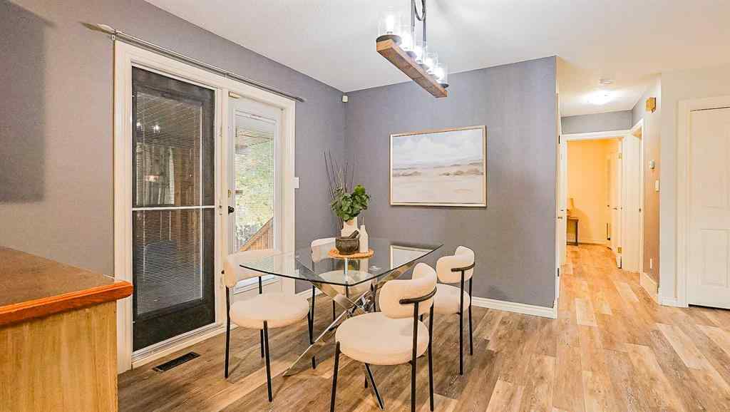 MLS® A2264001 - 37 Ross Haven Way SE in Ross Glen Medicine Hat, Residential