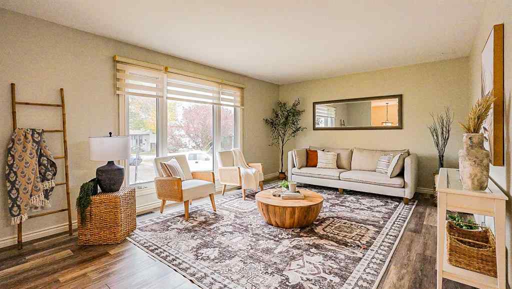 MLS® A2264001 - 37 Ross Haven Way SE in Ross Glen Medicine Hat, Residential