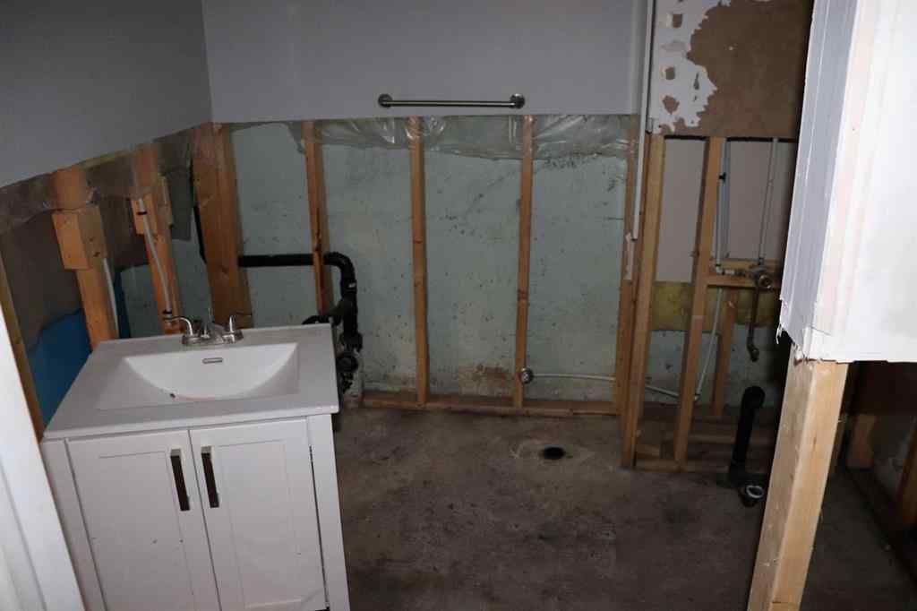 MLS® A2264003 - 5505 13 Avenue   in NONE Edson, Residential