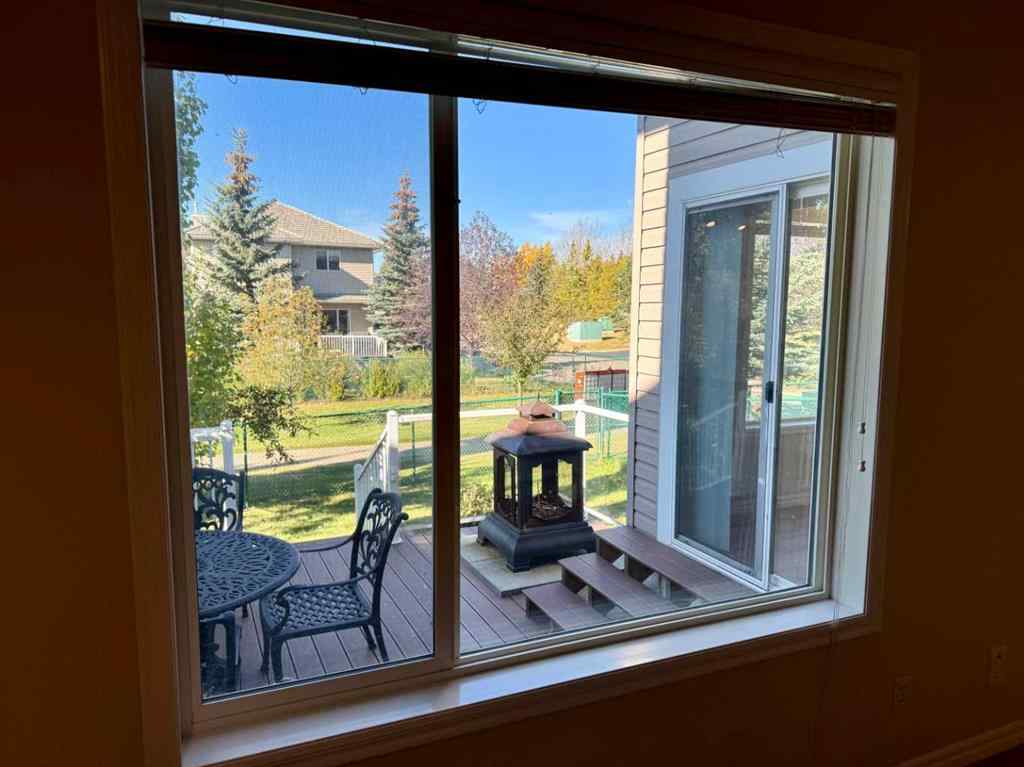 MLS® A2264005 - 70 Glensummit Close  in GlenEagles Cochrane, Residential