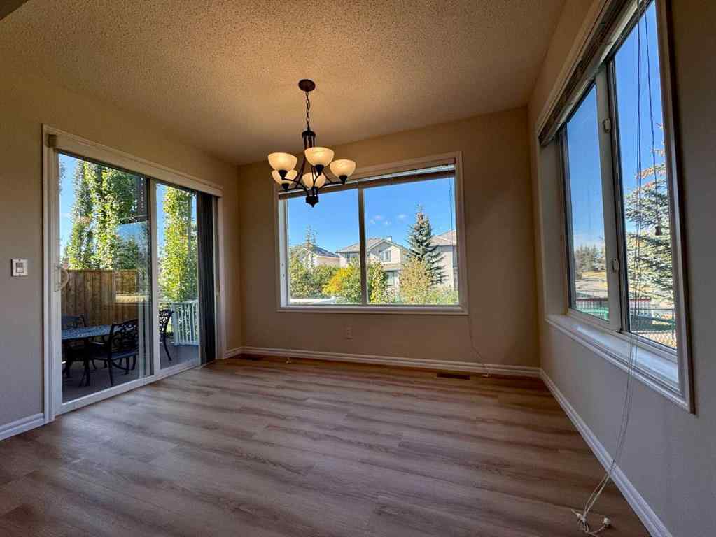 MLS® A2264005 - 70 Glensummit Close  in GlenEagles Cochrane, Residential