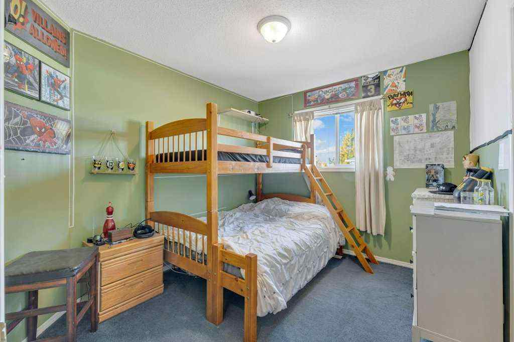 MLS® A2264011 - 73 Lansbury Close  in Lincoln Park Lacombe, Residential