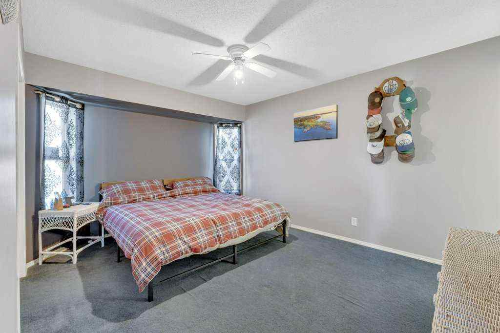 MLS® A2264011 - 73 Lansbury Close  in Lincoln Park Lacombe, Residential