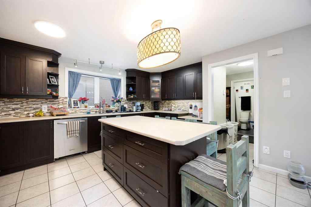 MLS® A2264012 - 7279 Draper Road  in Waterways Fort McMurray, Residential