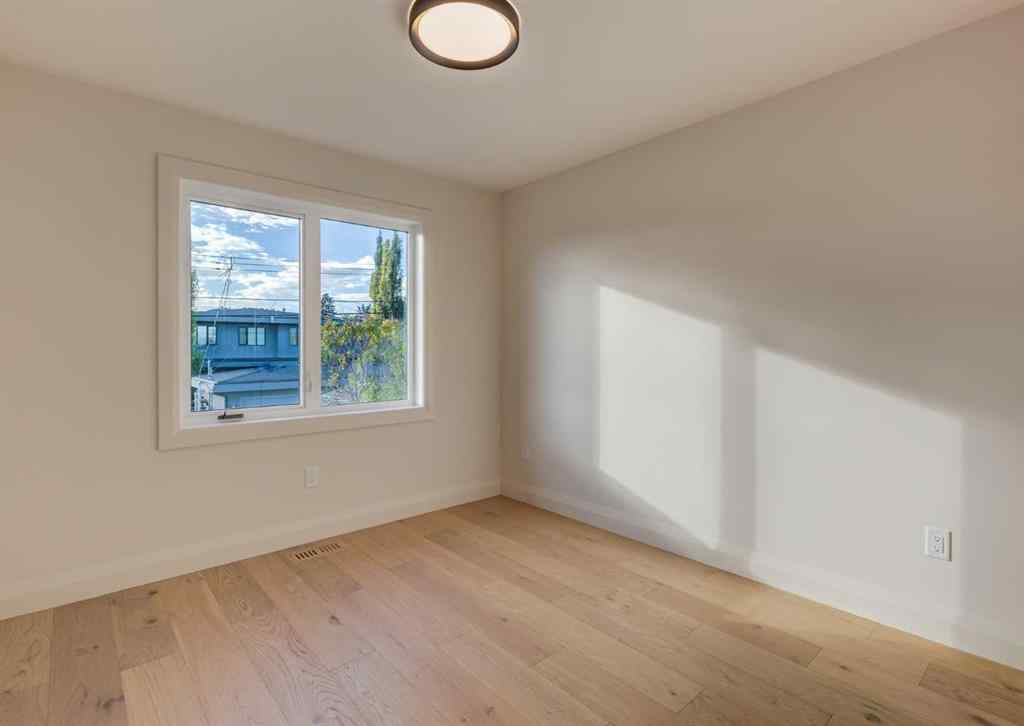 MLS® A2264014 - 2231 35 Street SW in Killarney/Glengarry Calgary, Residential