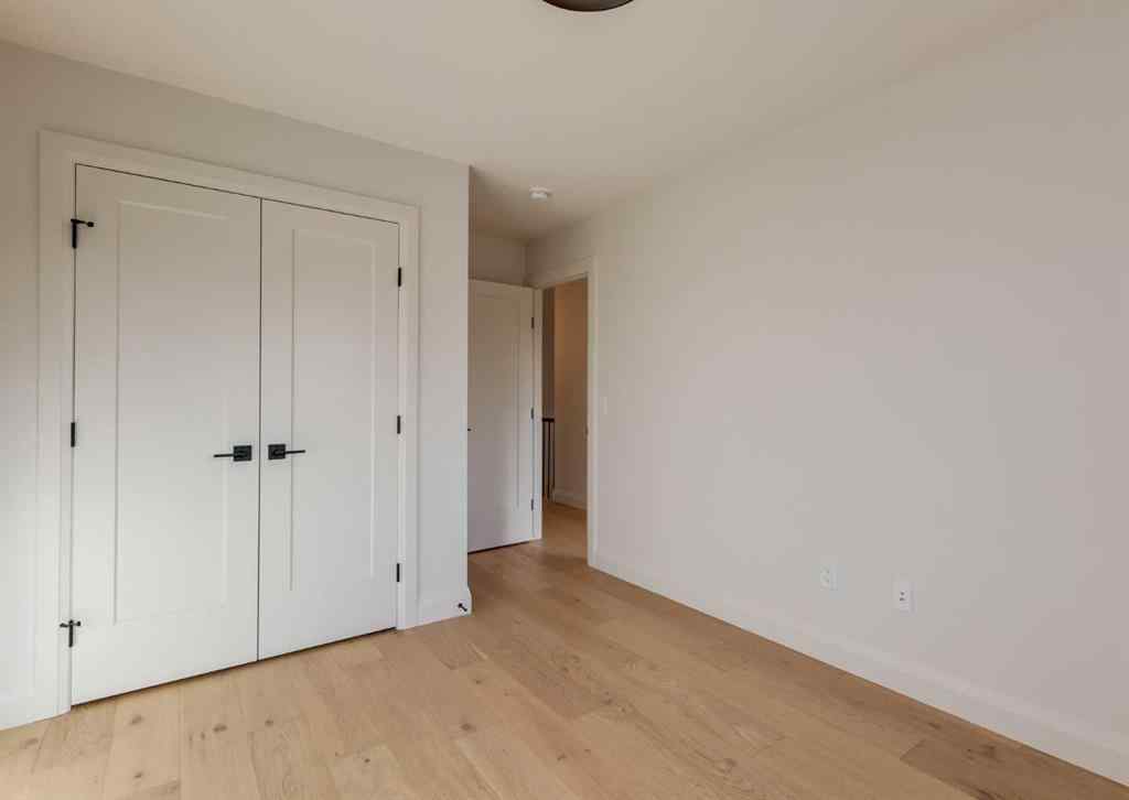 MLS® A2264014 - 2231 35 Street SW in Killarney/Glengarry Calgary, Residential