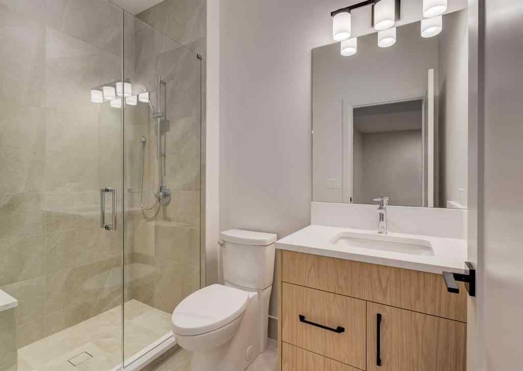 MLS® A2264014 - 2231 35 Street SW in Killarney/Glengarry Calgary, Residential