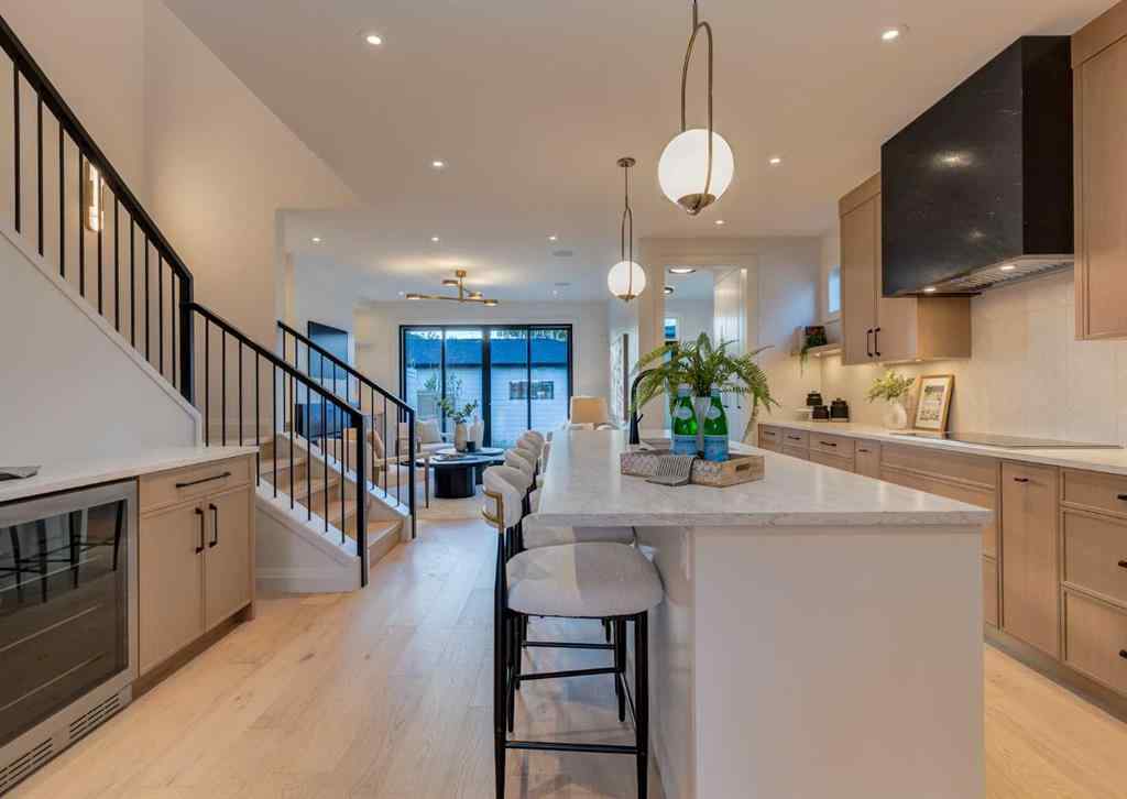 MLS® A2264014 - 2231 35 Street SW in Killarney/Glengarry Calgary, Residential