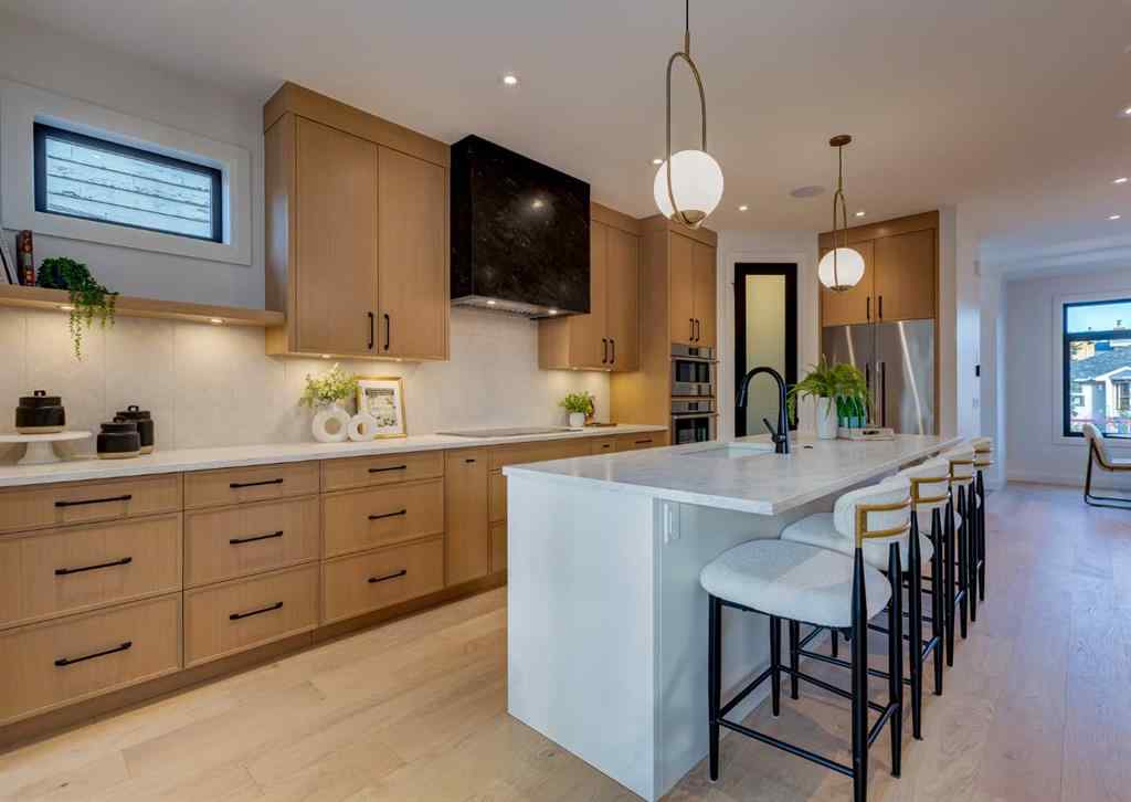 MLS® A2264014 - 2231 35 Street SW in Killarney/Glengarry Calgary, Residential