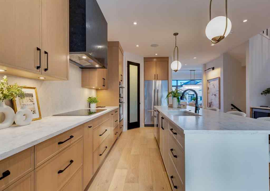 MLS® A2264014 - 2231 35 Street SW in Killarney/Glengarry Calgary, Residential