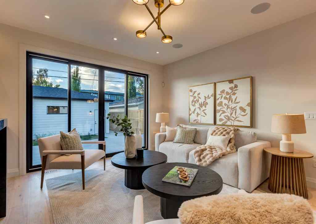 MLS® A2264014 - 2231 35 Street SW in Killarney/Glengarry Calgary, Residential