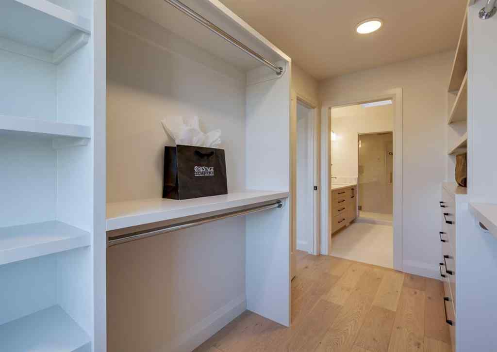 MLS® A2264014 - 2231 35 Street SW in Killarney/Glengarry Calgary, Residential