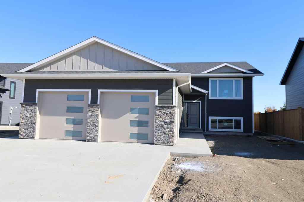 MLS® A2264017 - 327 9 St   in NONE Picture Butte, Residential