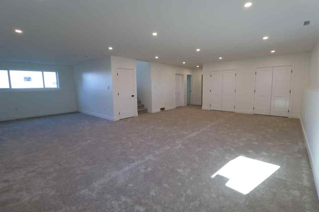 MLS® A2264017 - 327 9 St   in NONE Picture Butte, Residential