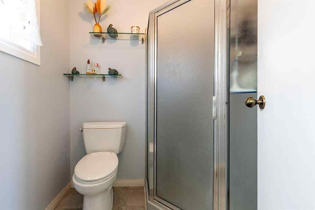 MLS® A2264018 - 854 5 Avenue  in NONE Dunmore, Residential