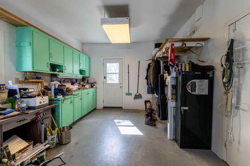 MLS® A2264018 - 854 5 Avenue  in NONE Dunmore, Residential