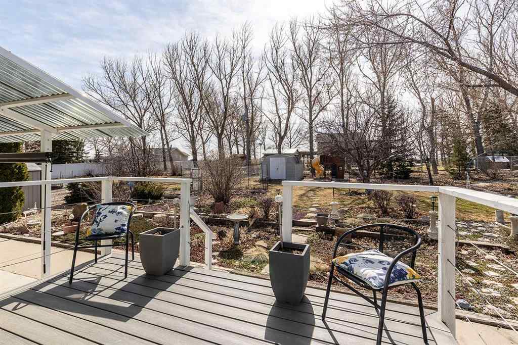 MLS® A2264018 - 854 5 Avenue  in NONE Dunmore, Residential