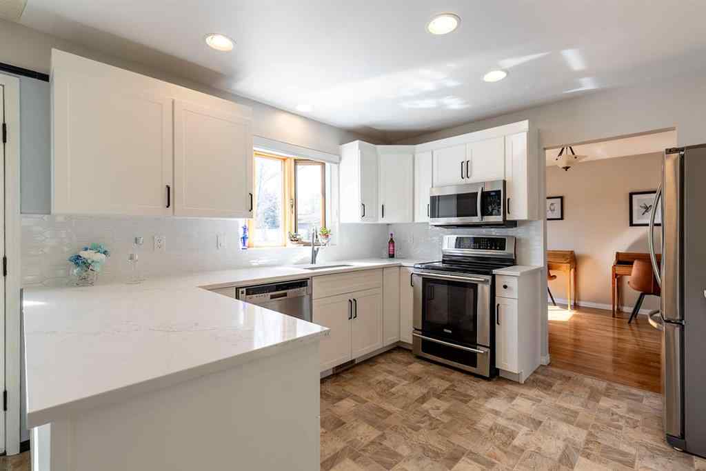 MLS® A2264018 - 854 5 Avenue  in NONE Dunmore, Residential