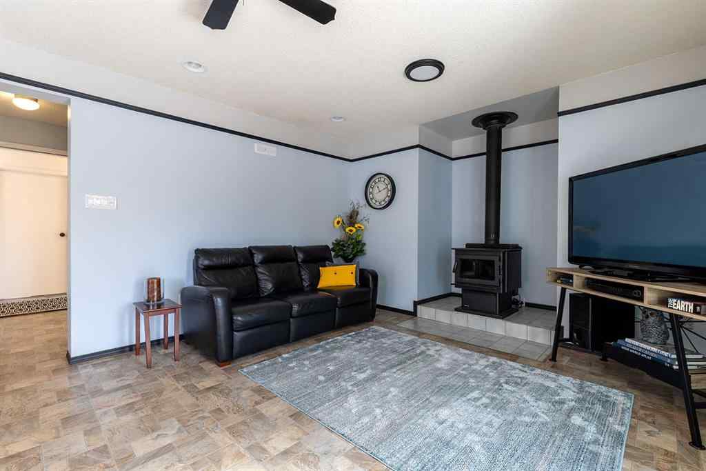 MLS® A2264018 - 854 5 Avenue  in NONE Dunmore, Residential