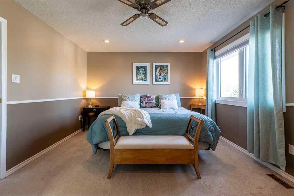 MLS® A2264018 - 854 5 Avenue  in NONE Dunmore, Residential