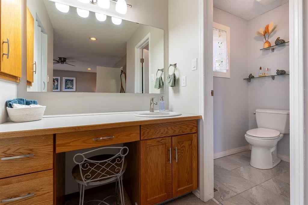 MLS® A2264018 - 854 5 Avenue  in NONE Dunmore, Residential