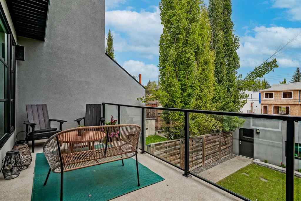 MLS® A2264023 - 1928 27 Avenue SW in South Calgary Calgary, Residential