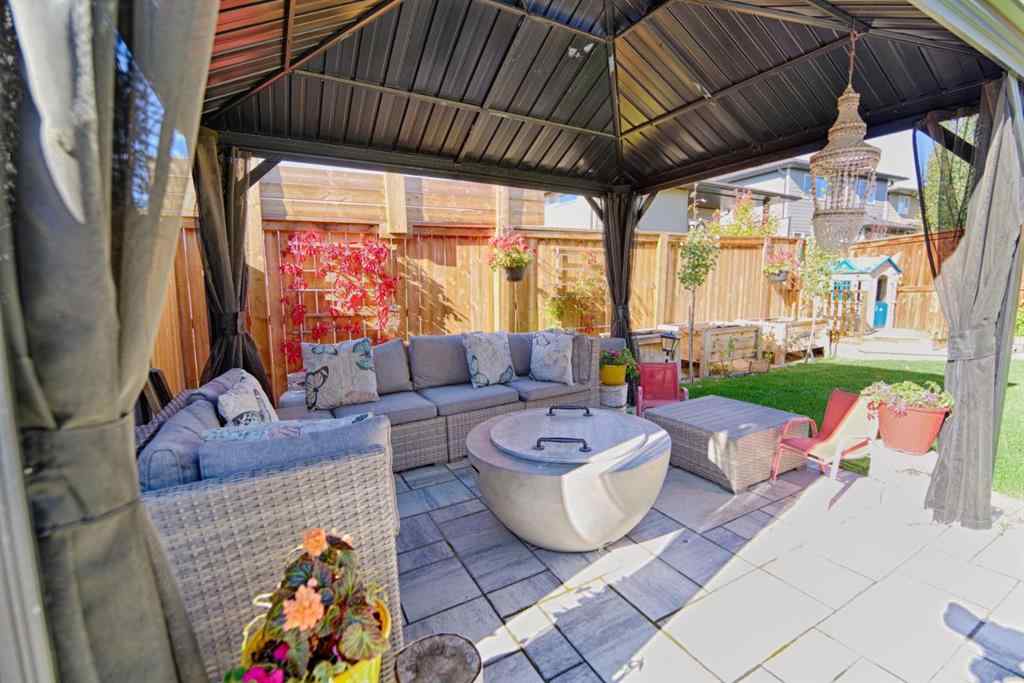 MLS® A2264026 - 1000 Atlantic Lookout W in The Crossings Lethbridge, Residential