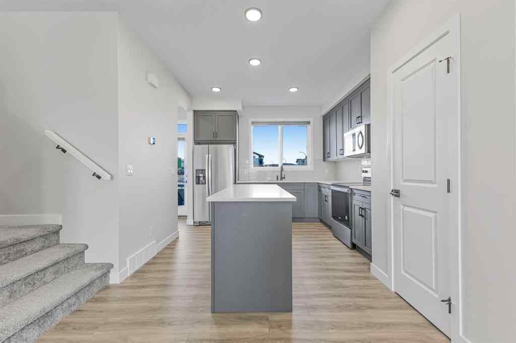 MLS® A2264027 - 33 BELMONT Drive SW in Belmont Calgary, Residential