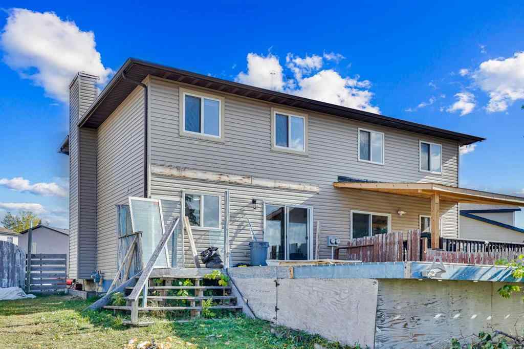 MLS® A2264028 - 26 Falmead Bay NE in Falconridge Calgary, Residential