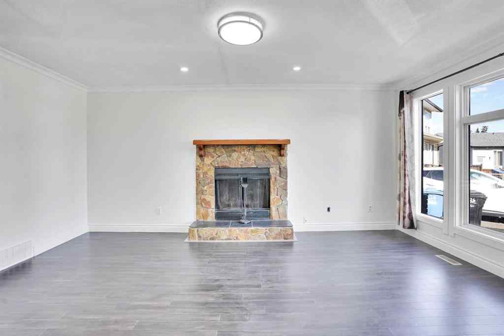 MLS® A2264028 - 26 Falmead Bay NE in Falconridge Calgary, Residential