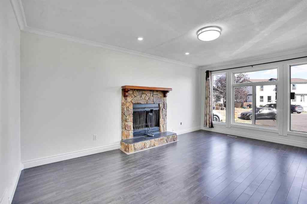 MLS® A2264028 - 26 Falmead Bay NE in Falconridge Calgary, Residential