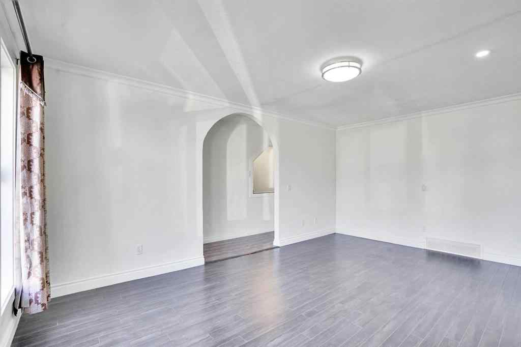 MLS® A2264028 - 26 Falmead Bay NE in Falconridge Calgary, Residential