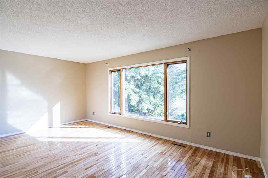 MLS® A2264029 - 604 Terrace Park  in Eastview Red Deer, Residential
