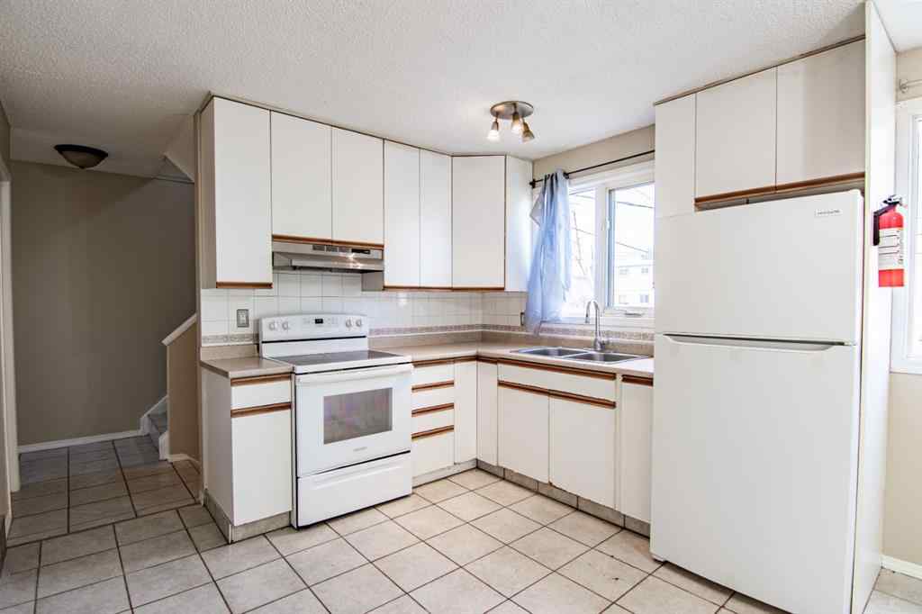 MLS® A2264029 - 604 Terrace Park  in Eastview Red Deer, Residential