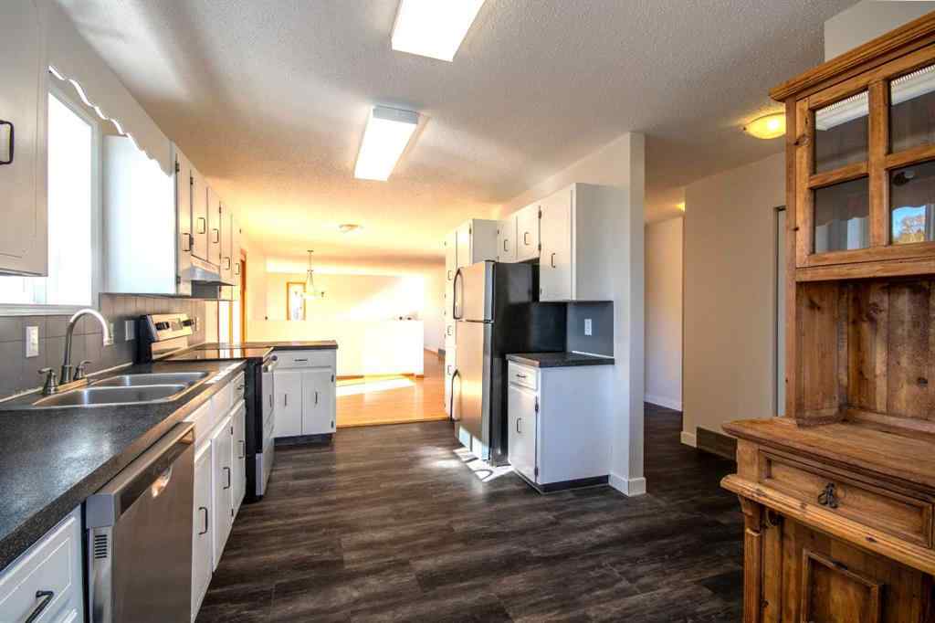 MLS® A2264032 - 5559 Township Road 320   in NONE Rural Mountain View County, Residential