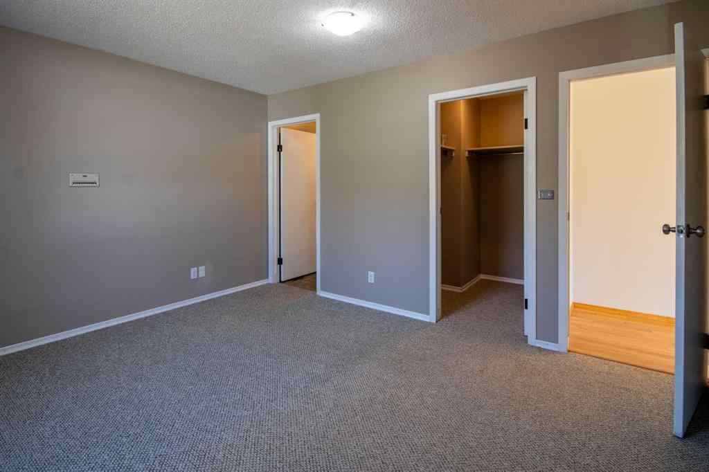 MLS® A2264032 - 5559 Township Road 320   in NONE Rural Mountain View County, Residential