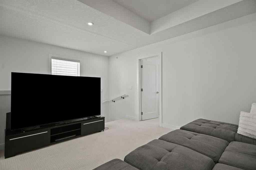 MLS® A2264033 - 7581 202 Avenue SE in Rangeview Calgary, Residential