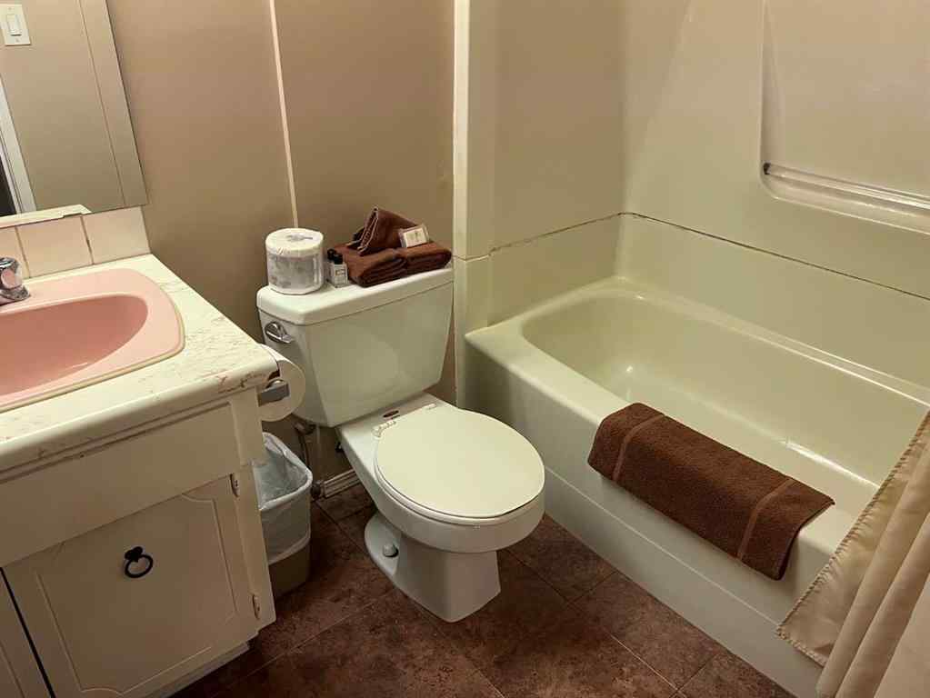 MLS® A2264034 - 108 HIGHWAY Avenue  in NONE Fox Creek, Commercial