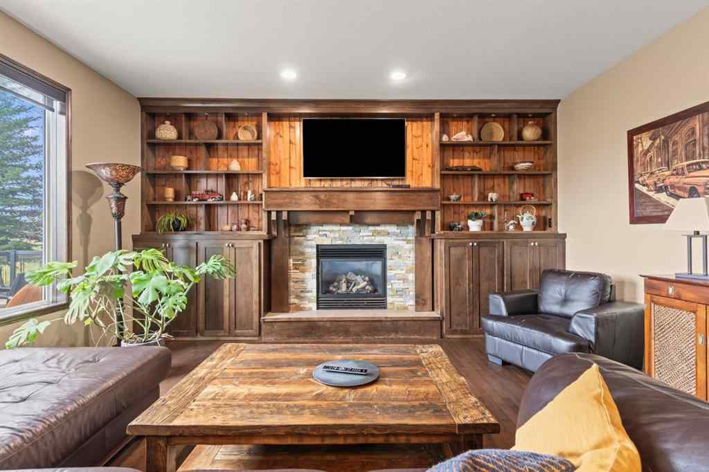 MLS® A2264040 - 498 Tuscany Ravine Road NW in Tuscany Calgary, Residential