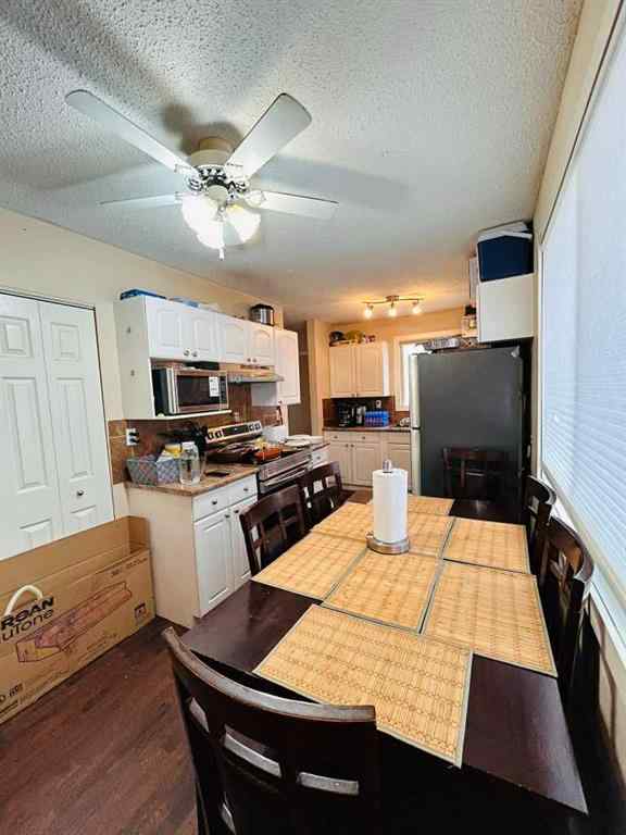 MLS® A2264042 - 920 8 Street N in Staffordville Lethbridge, Residential