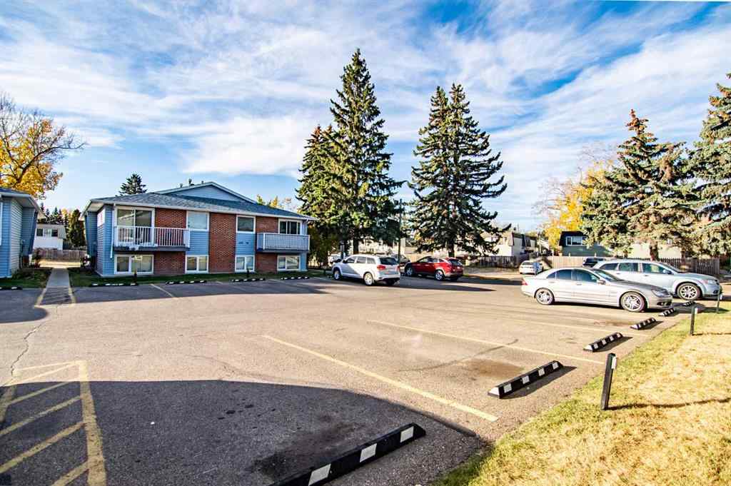 MLS® A2264045 - Unit #2 6320 58 Avenue  in Highland Green Red Deer, Residential