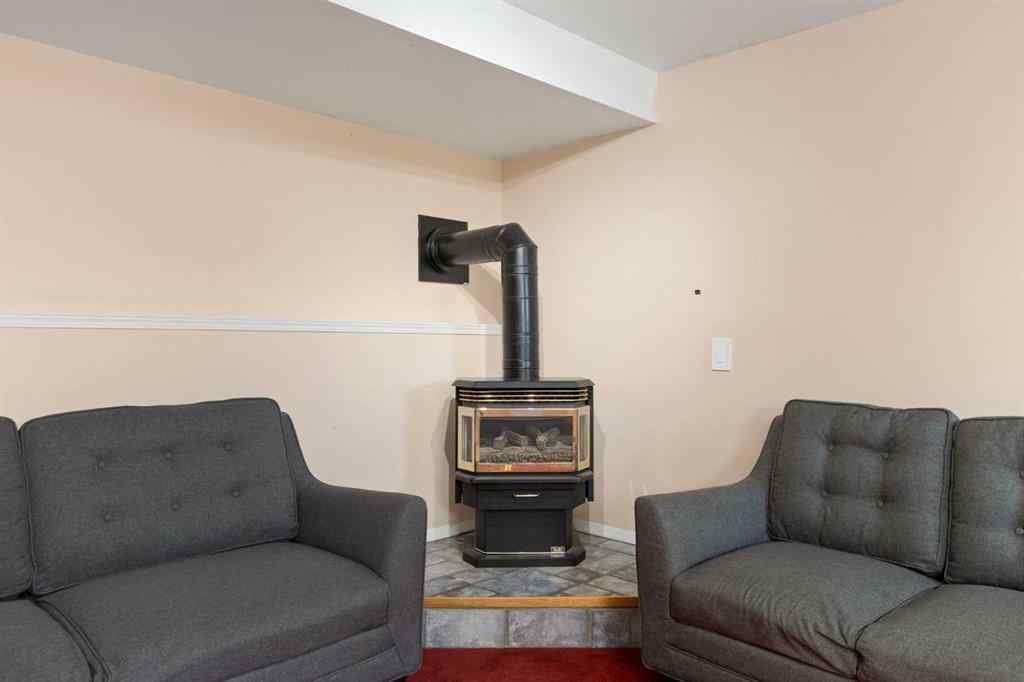 MLS® A2264047 - 331 Coverdale Court NE in Coventry Hills Calgary, Residential