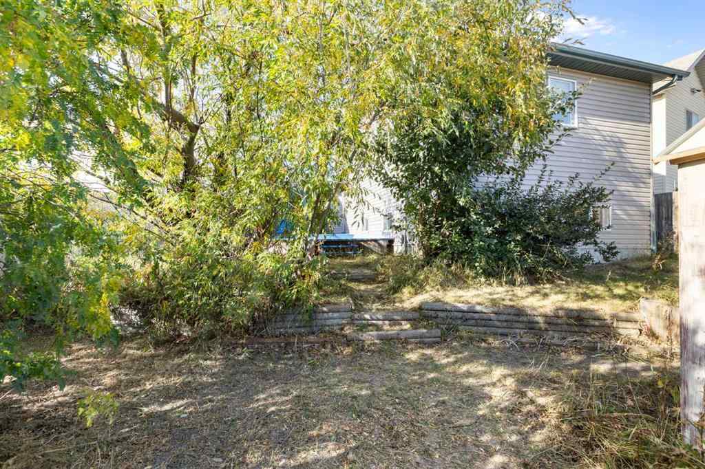 MLS® A2264047 - 331 Coverdale Court NE in Coventry Hills Calgary, Residential